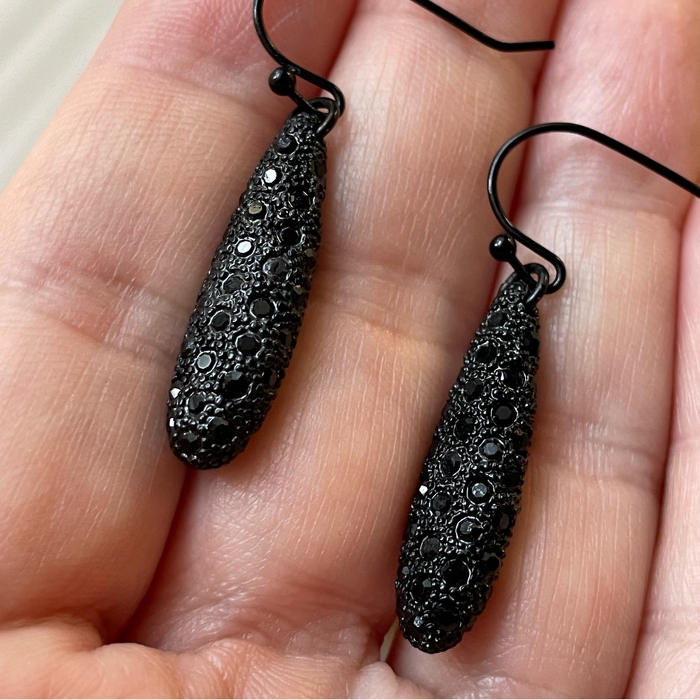 Black Lia Sophia (?) rhinestone dangle teardrop earrings goth sparkly - Picture 9 of 12